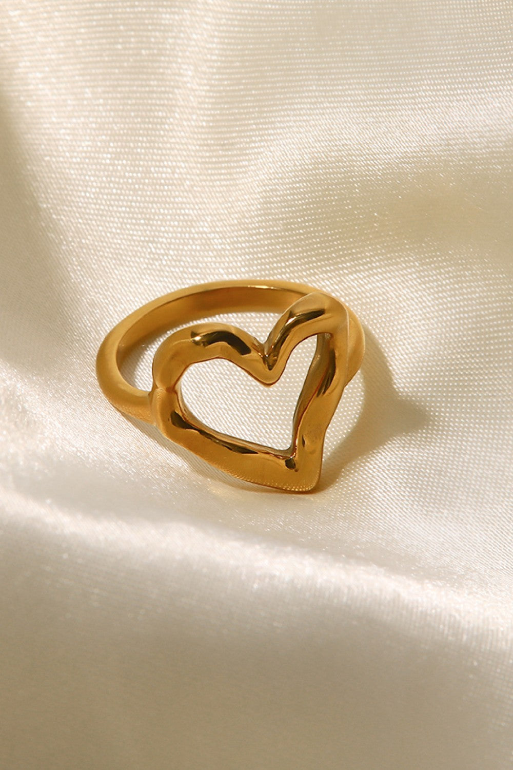 Elegant 18K Gold Plated Open Heart Ring