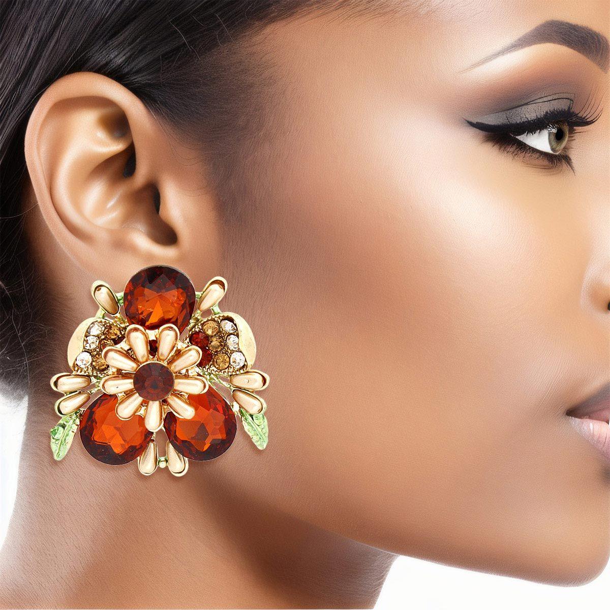 Brown Open Flower Earrings Gold - Botanical Beauty for Your Ears