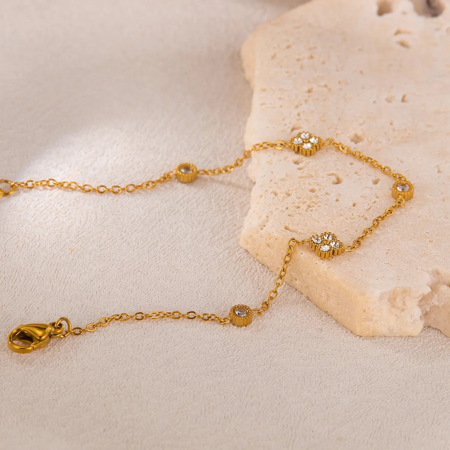 18K Gold Plated Titanium Steel Zircon Bracelet Dainty Chain Elegance