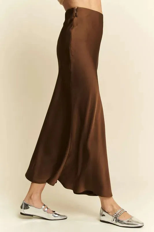 High Waist Midi Skirt - Elegant & Versatile Wardrobe Staple