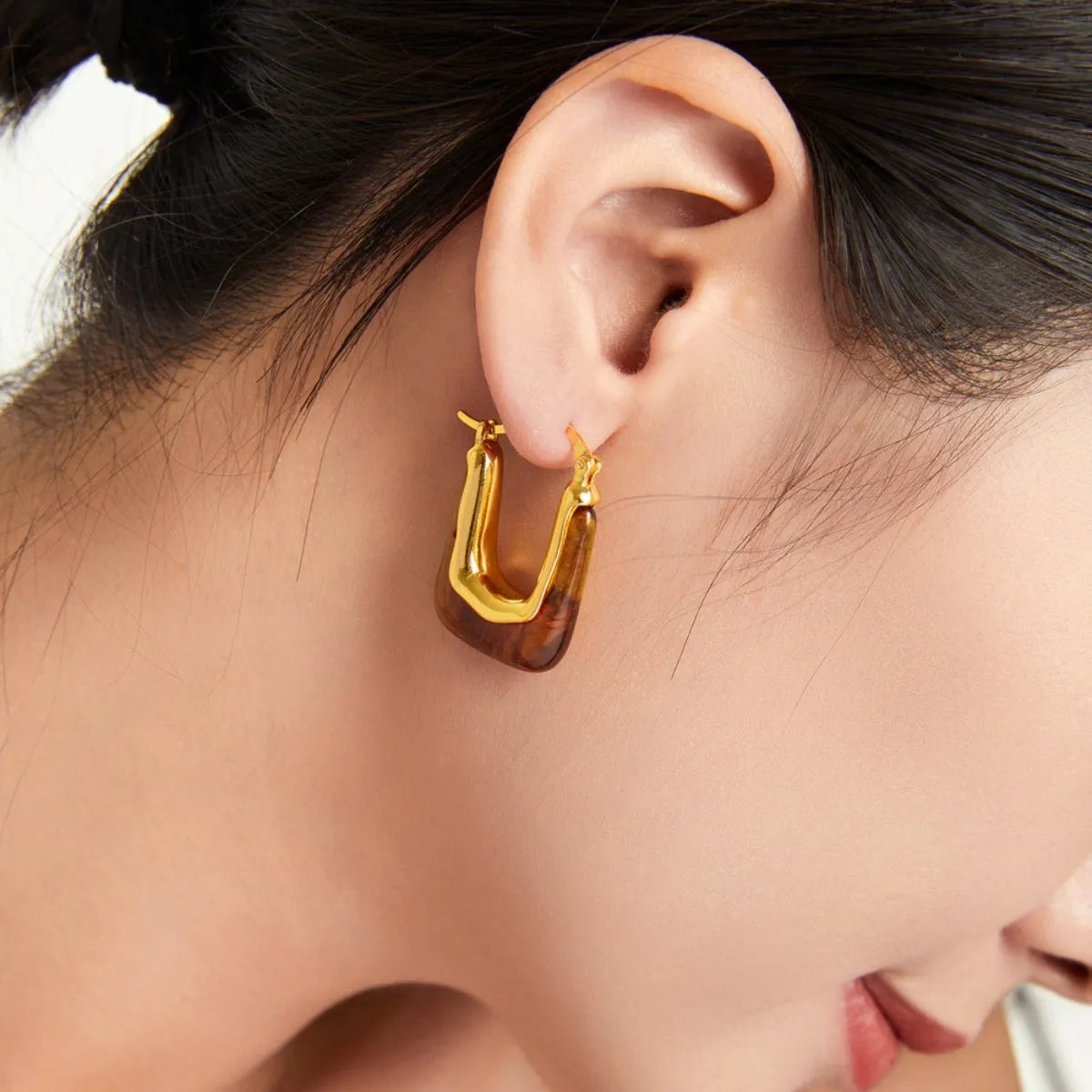Gold-Plated U-Shape Resin Earrings - Modern Lightweight Design
