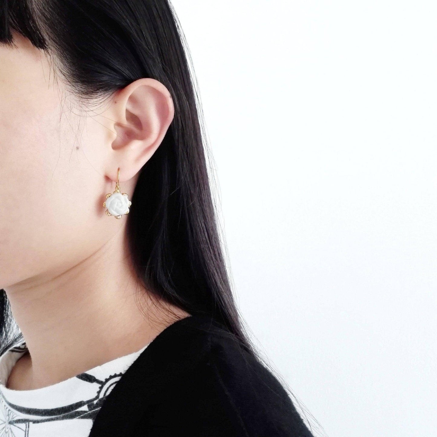 Everyday Porcelain Camellia Flower Charm Earrings | POPORCELAIN Based in Denmark