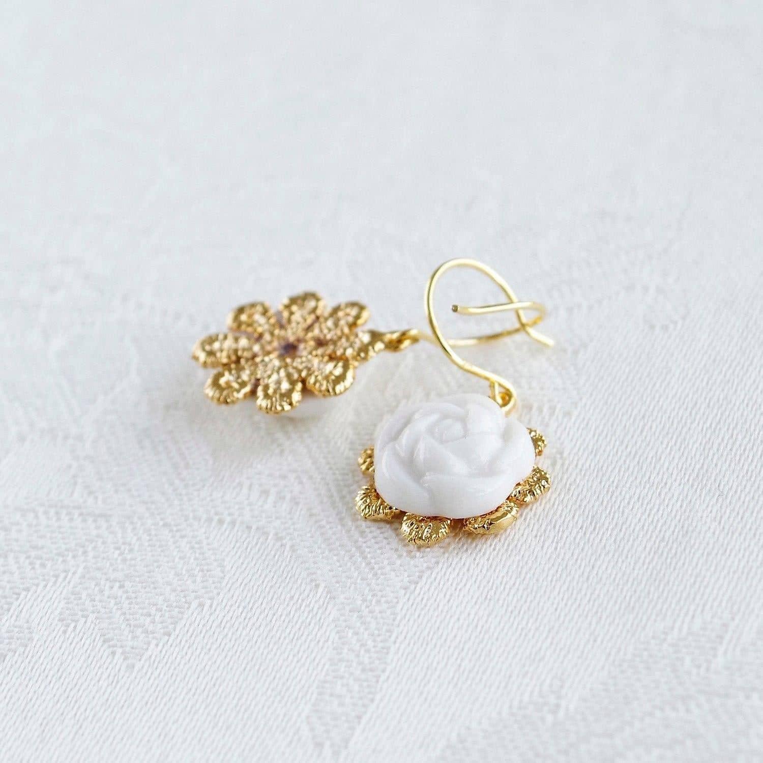 Everyday Porcelain Camellia Flower Charm Earrings | POPORCELAIN Based in Denmark