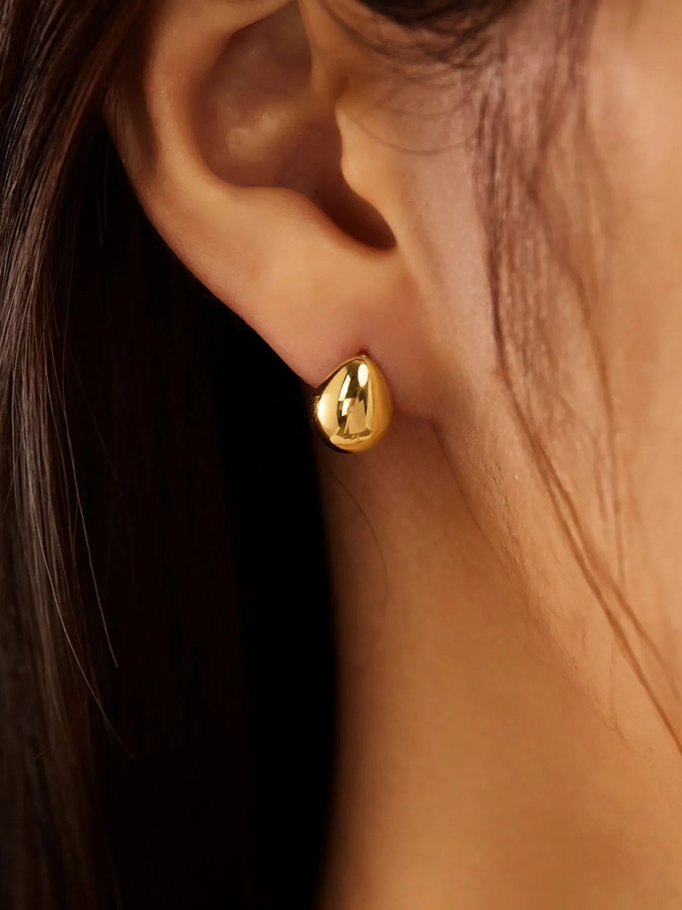 18k Gold-Plated Titanium Earrings Modern Teardrop Studs for Women