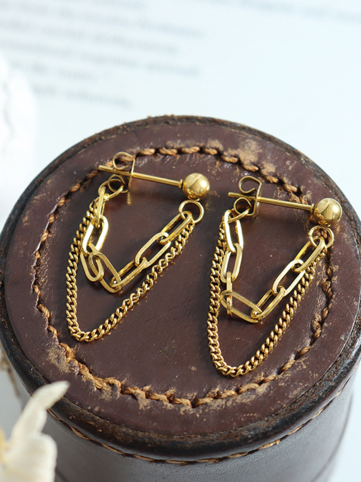 Double Chain Earrings: Elegant Style for Every Occasion