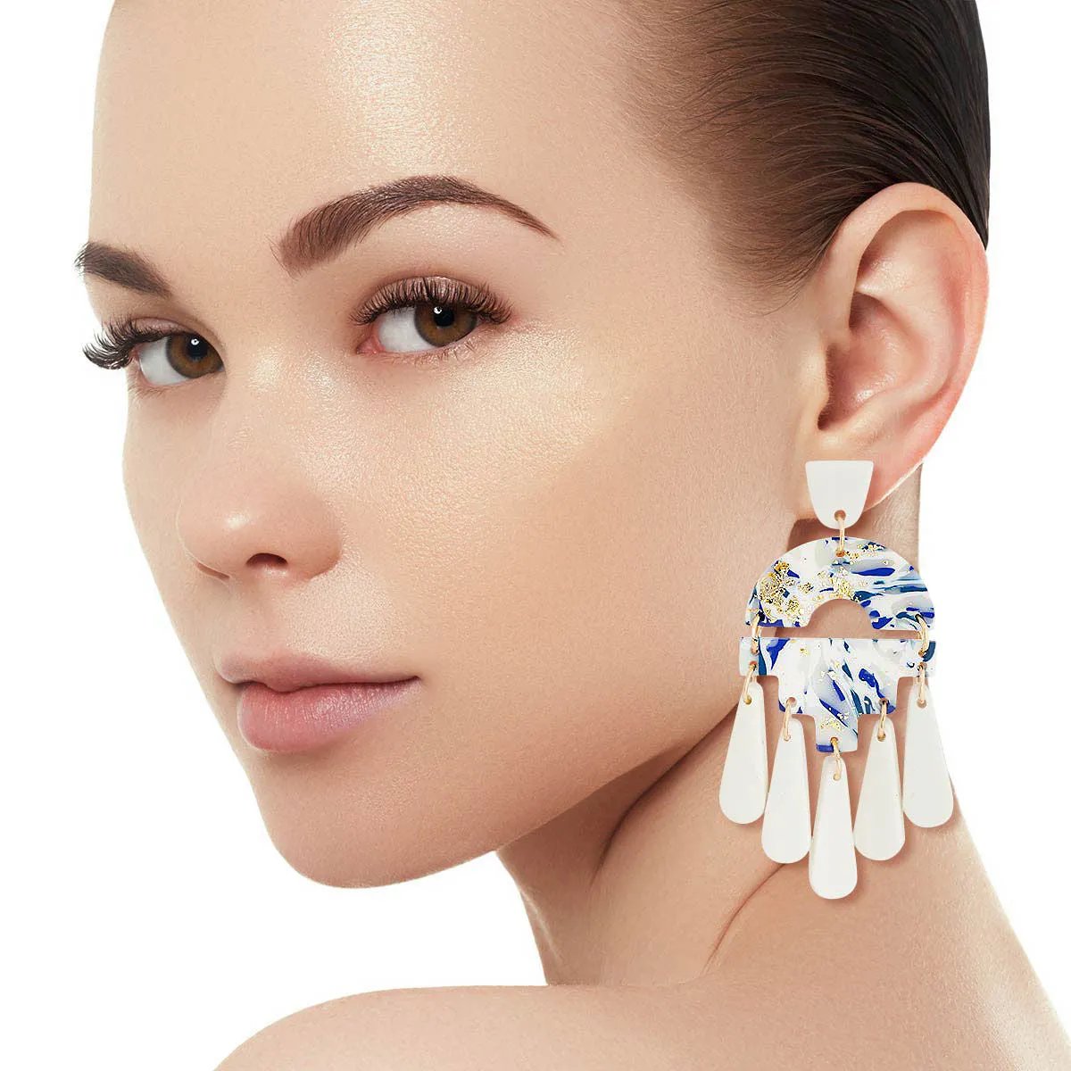 Marbled Dangle Earrings – Blue-white Statement Fashion Jewelry