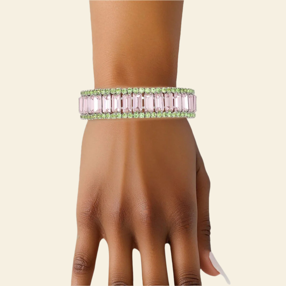 Elegant Pink Crystal Bracelet – Lightweight and Dazzling Pinktown