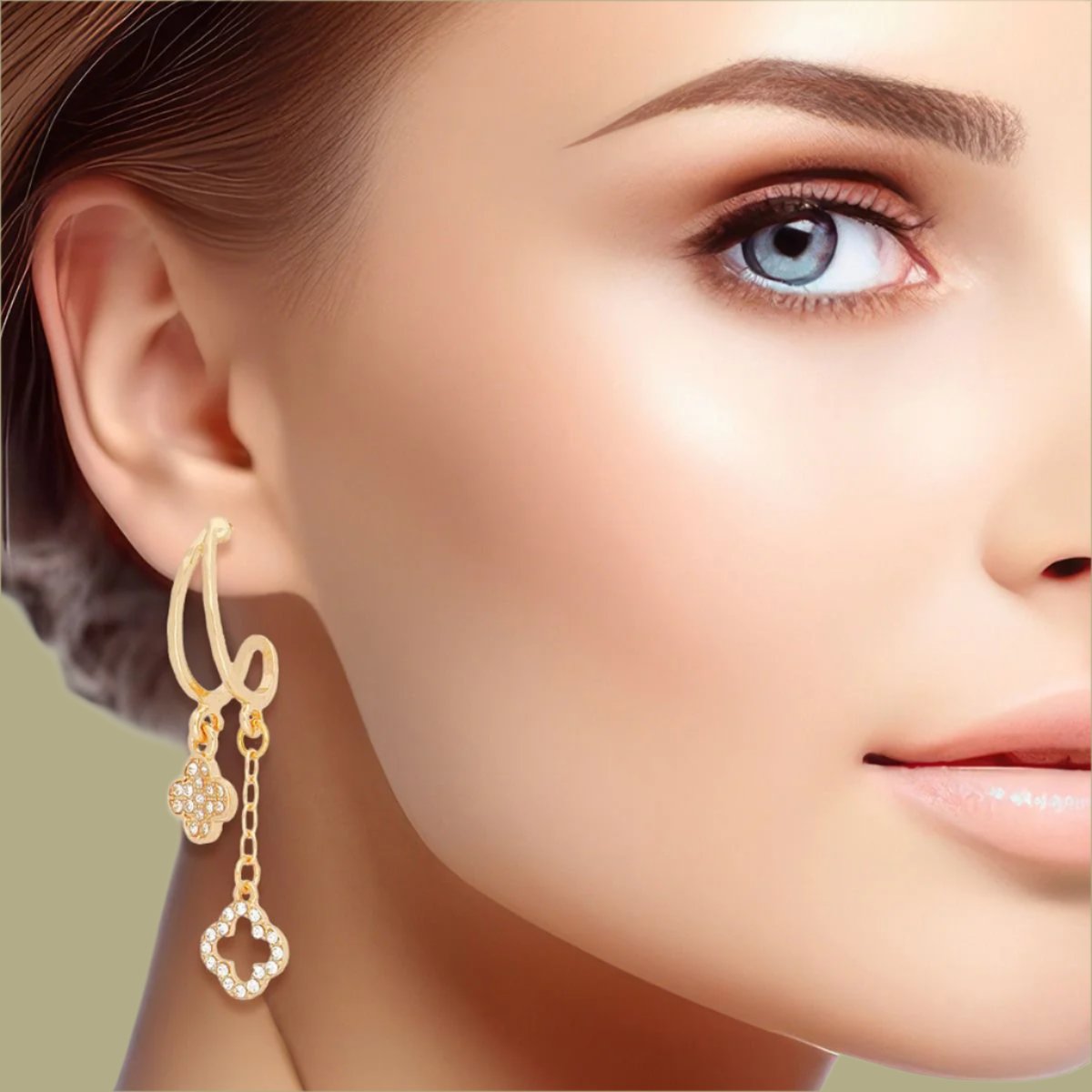 Women's Gold-Tone Dangle Clover Earrings