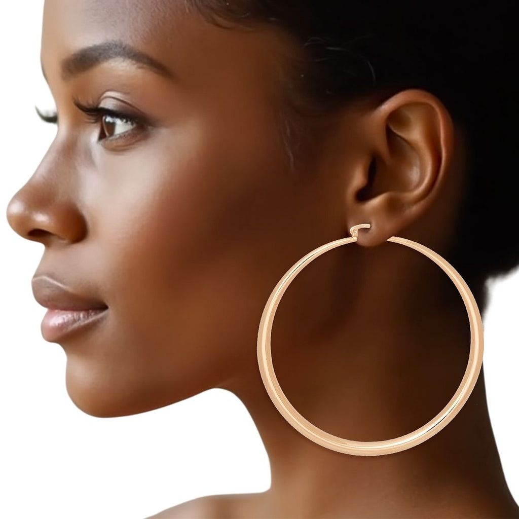 Lightweight Gold Hoop Earrings | Graduated Design, Latch Closure