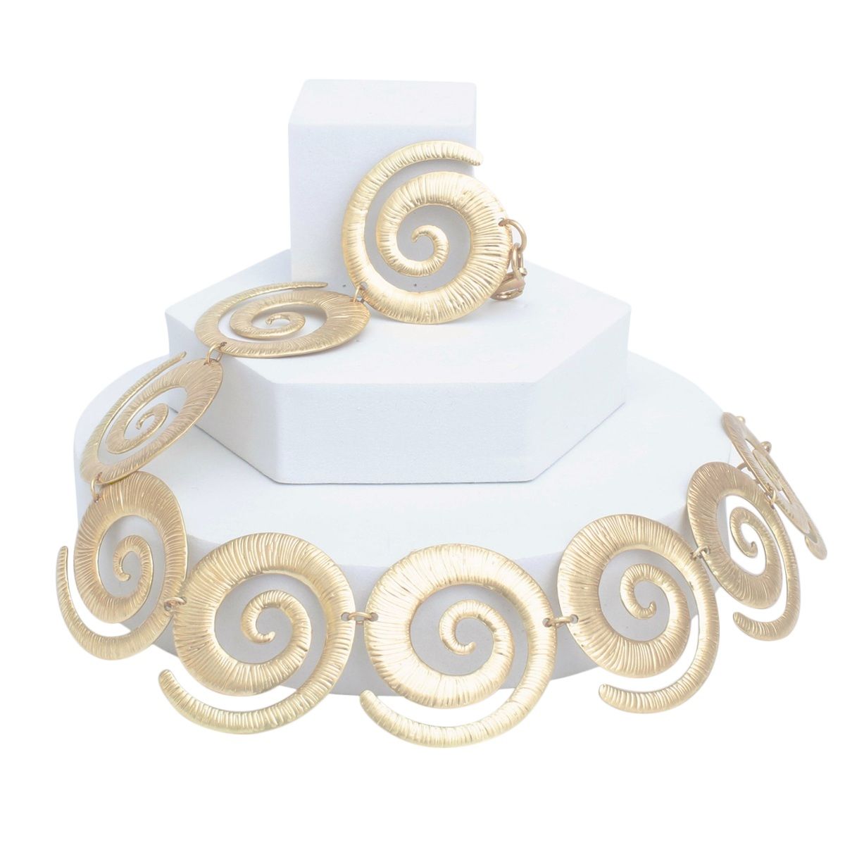 Gold Spiral Necklace Ribbed Texture Chain Link Collar | Fashion Jewelry