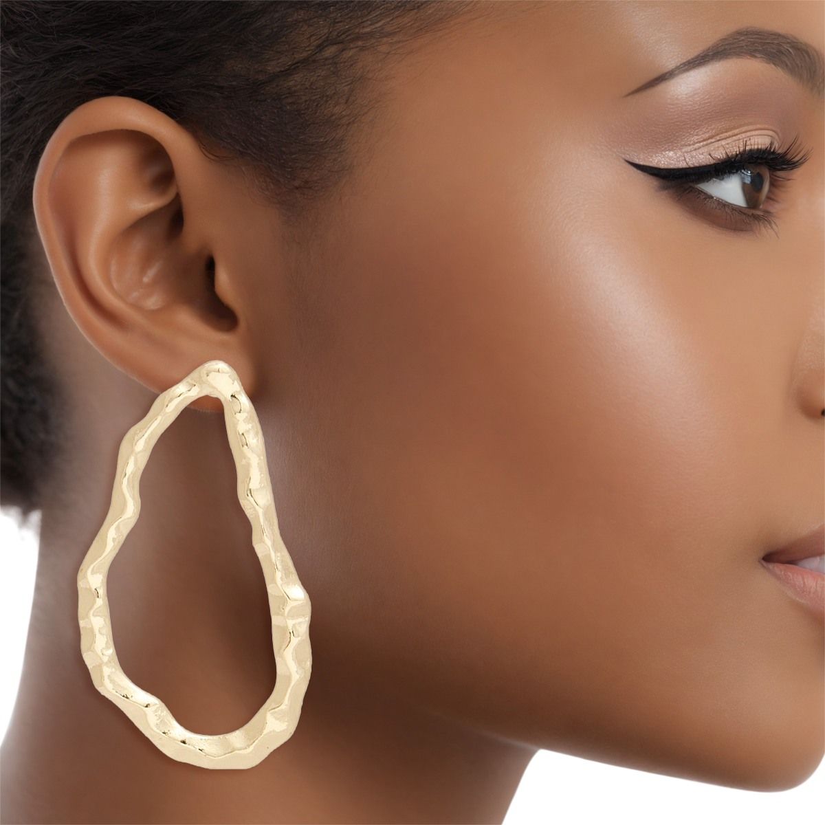Hammered Gold Stud Earrings Irregular Shape Handcrafted Look | Fashion Jewelry