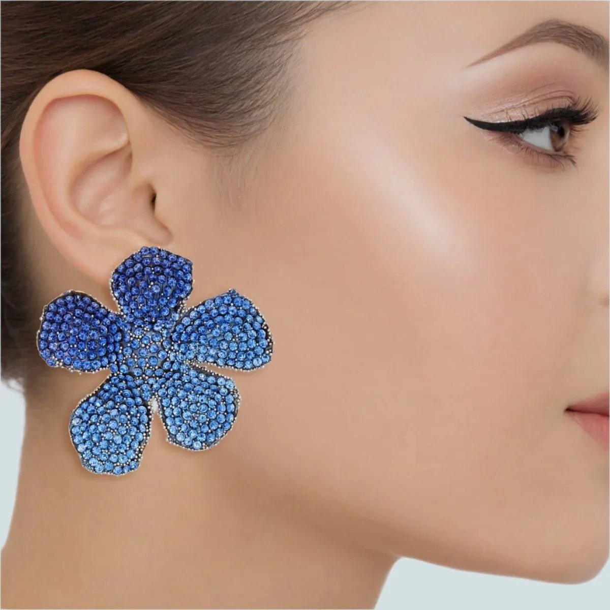 Stunning Royal Blue Flower Earrings – Bold & Beautiful