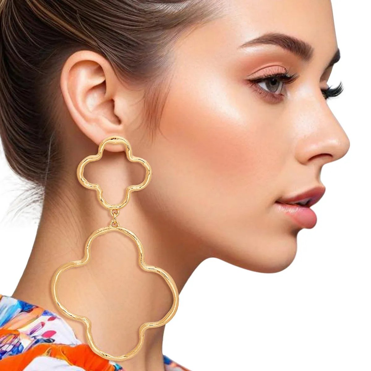 Quatrefoil Clover Dangle Earrings – Gold Statement Drop Fashion Jewelry