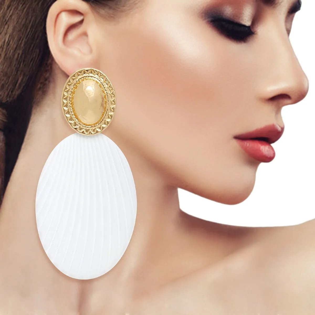 White Oval Drop Earrings – Gold Tone Stud, Ribbed Texture | Statement Fashion Jewelry