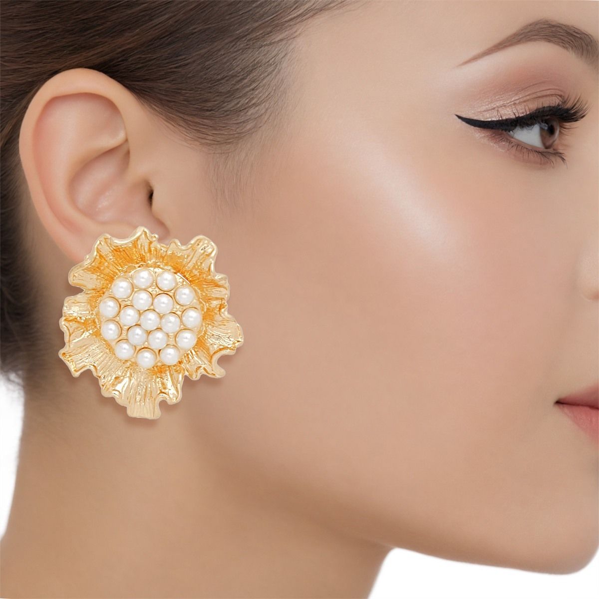 Gold Floral Pearl Clip-On Earrings Vintage Style Statement Fashion Jewelry