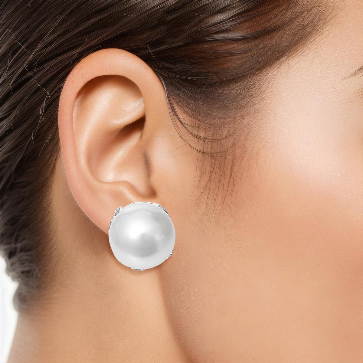 White Pearl Clip-On Earrings Textured Silver Tone Chunky Women’s Jewelry