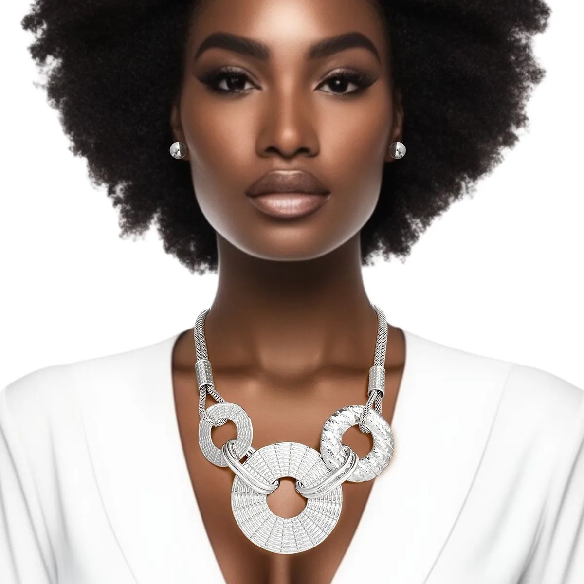 Silver Tone Metal Mesh Chain Necklace Set with Textured Linked Rings and Ball Stud Earrings