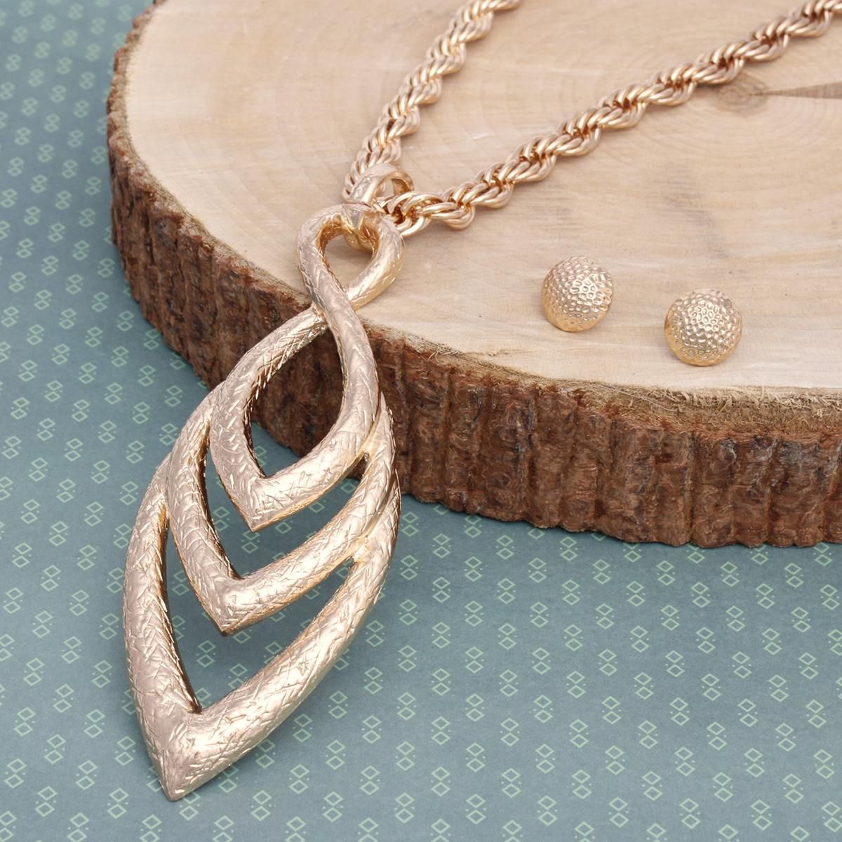 Thick Gold Rope Chain Necklace Marquise Pendant Set