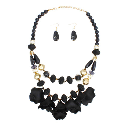 Elegant Women's Black Beaded Necklace Set