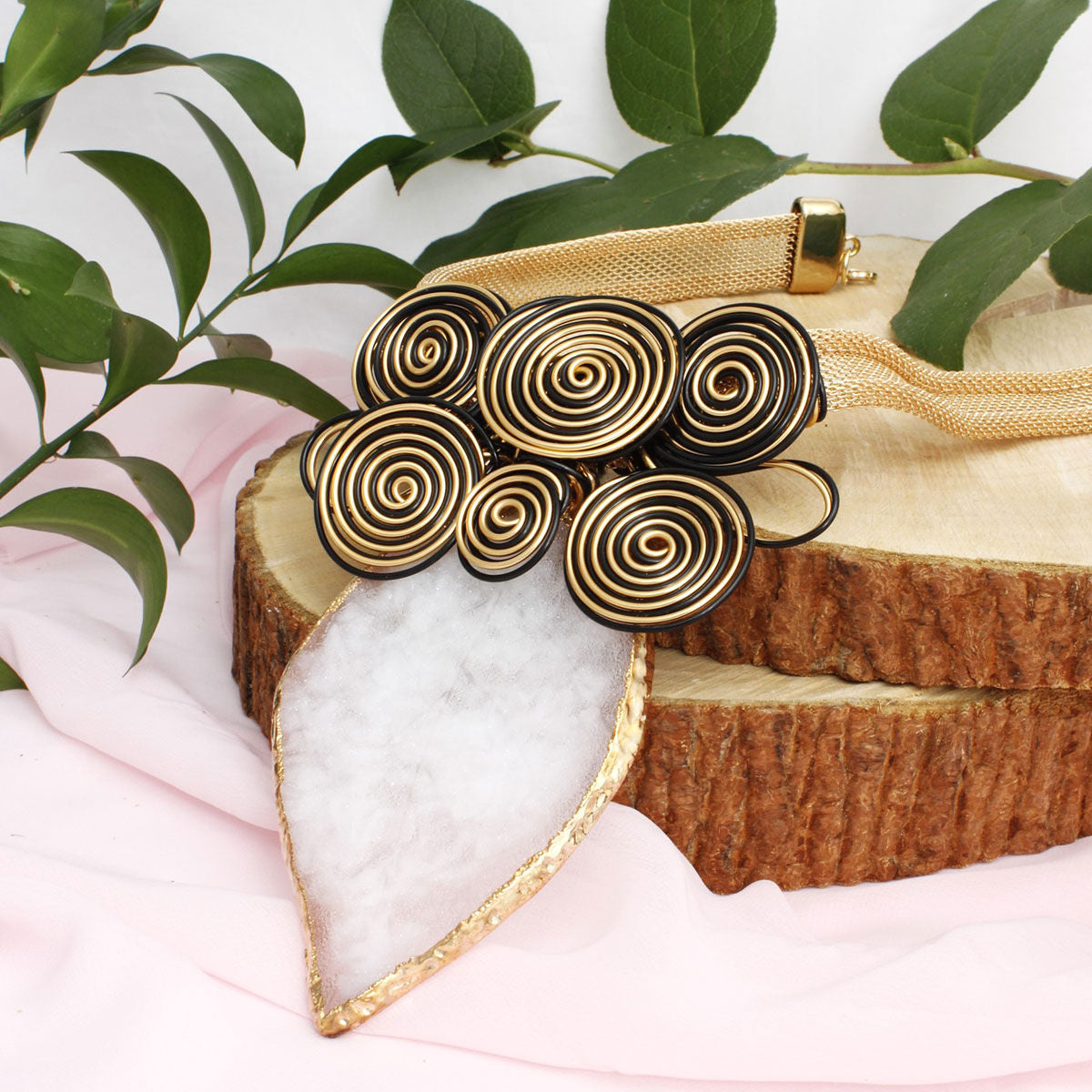 Coiled Wire Statement Necklace Set Gold Mesh Chain White Resin Pendant