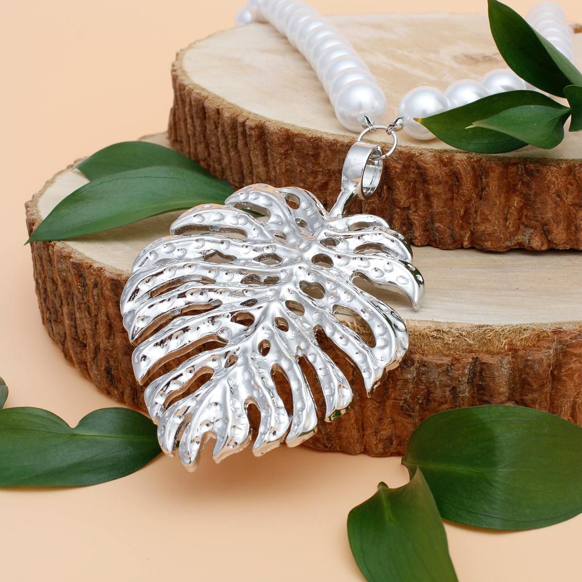 Oversized White Pearl Necklace Chunky Palm Leaf Pendant Set