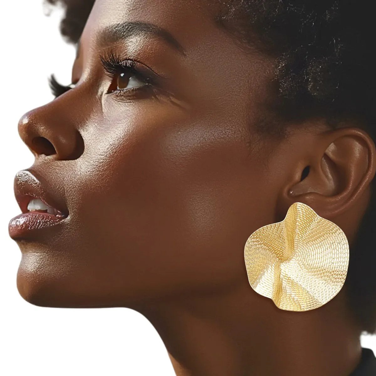 Gold Dimensional Bent Metal Ribbed Texture Stud Earrings – Polished Finish