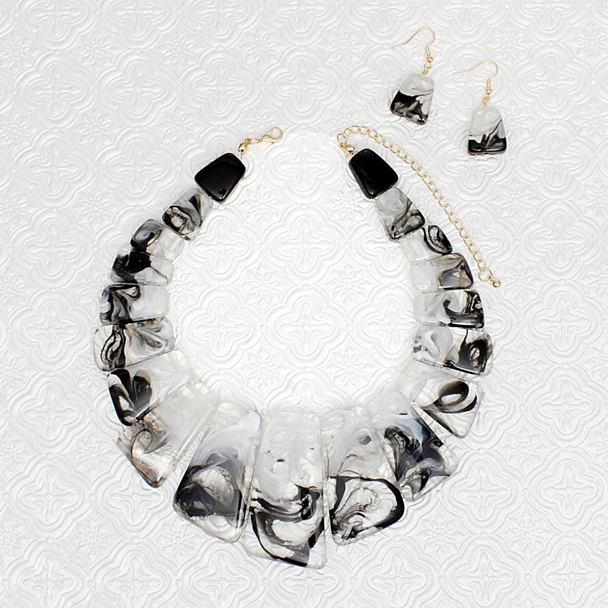 Marbled Resin Collar Necklace | Graduated Acrylic Statement Choker | Fashion Jewelry