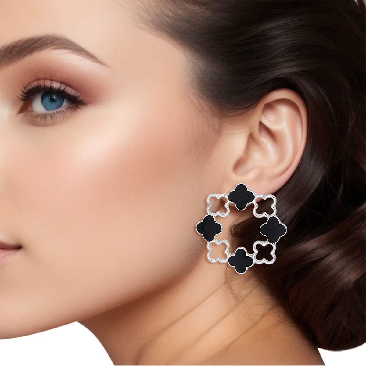 Elegant Silver Tone Clover Wreath Stud Earrings with Black Epoxy Detailing - Modern Geometric Statement Piece for Women Pinktown