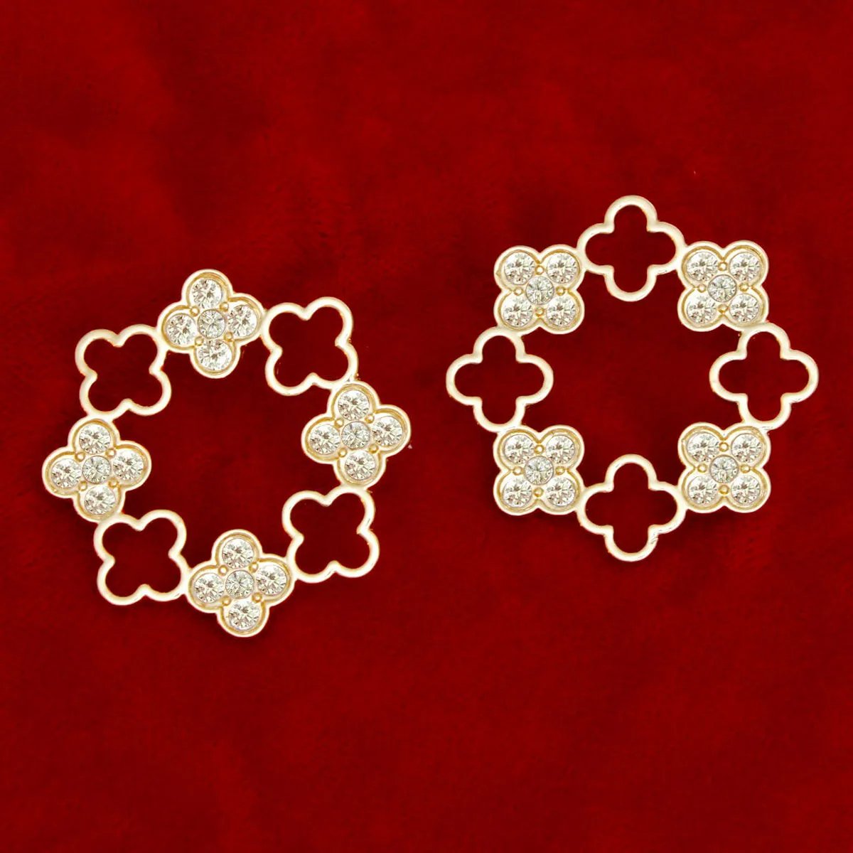 Elegant Gold Tone Clover Wreath Stud Earrings with Clear Rhinestone Detailing - Modern Geometric Statement Piece for Women