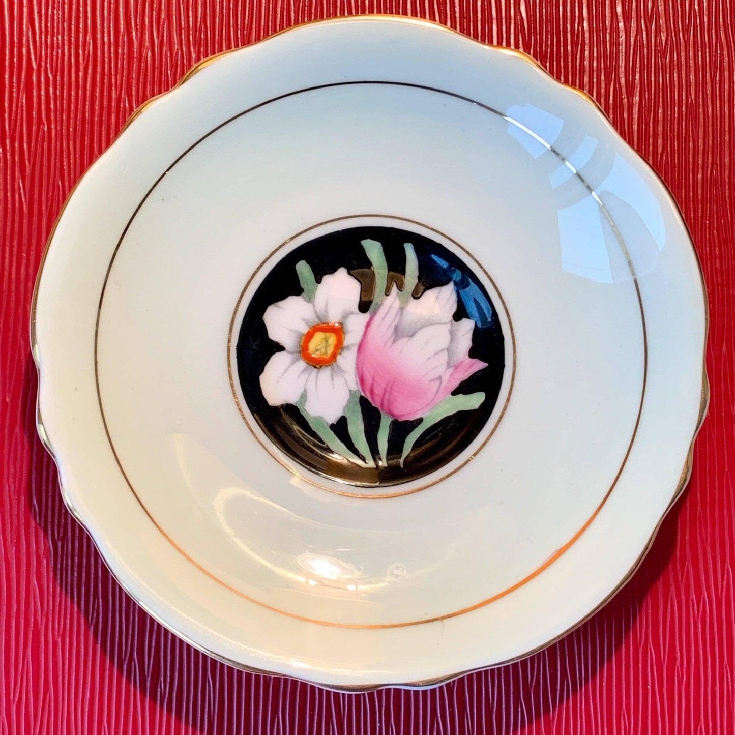 Paragon Fine Bone China Vintage Teacup & Saucer Set Floral Scape