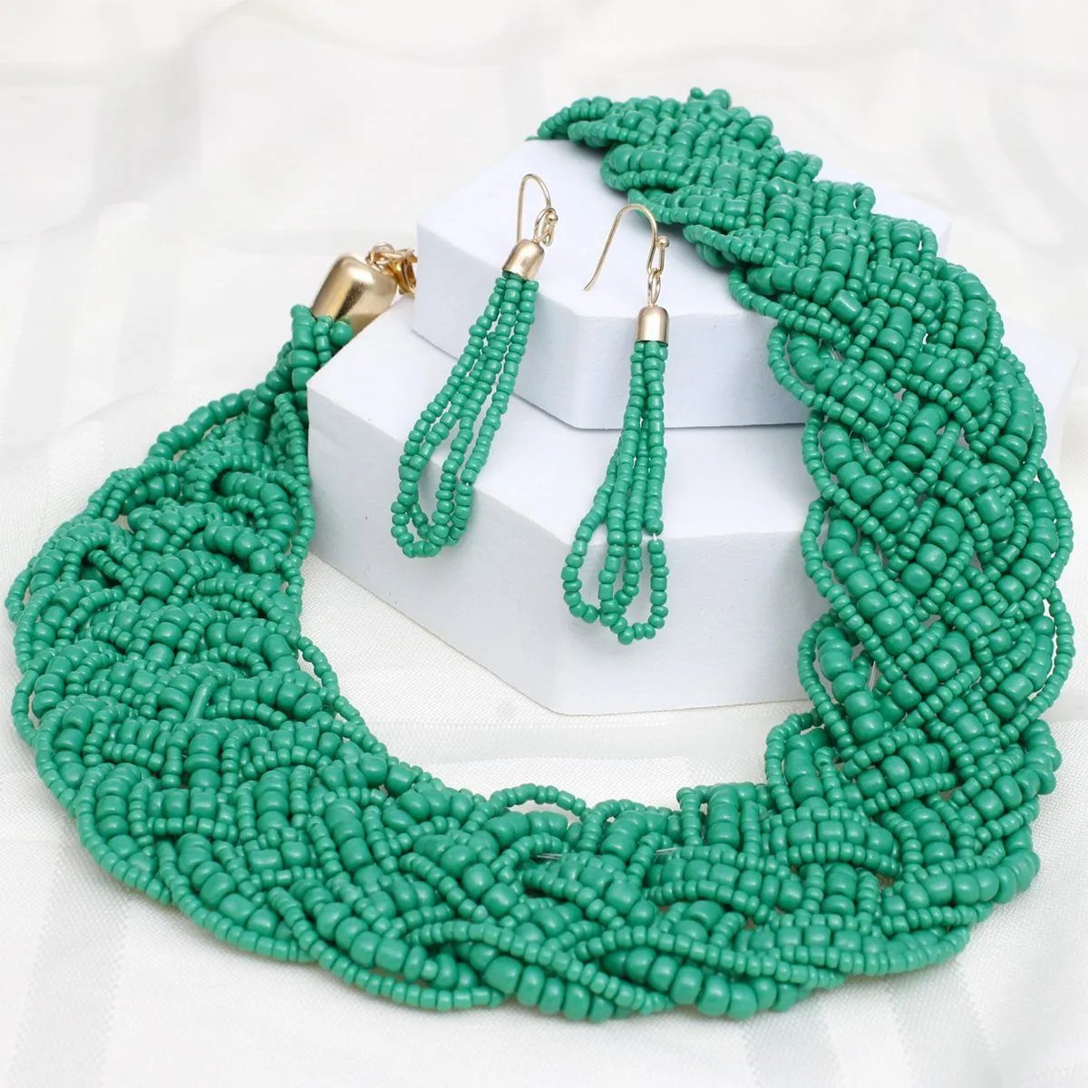 Green Acrylic Seed Bead Necklace Set | Wide Collar Fashion Statement