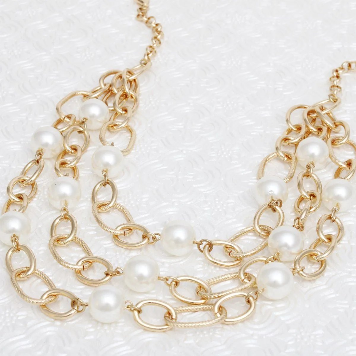 Gold Chain Pearl Necklace Set – Layered Cream Pearls Fashion Jewelry