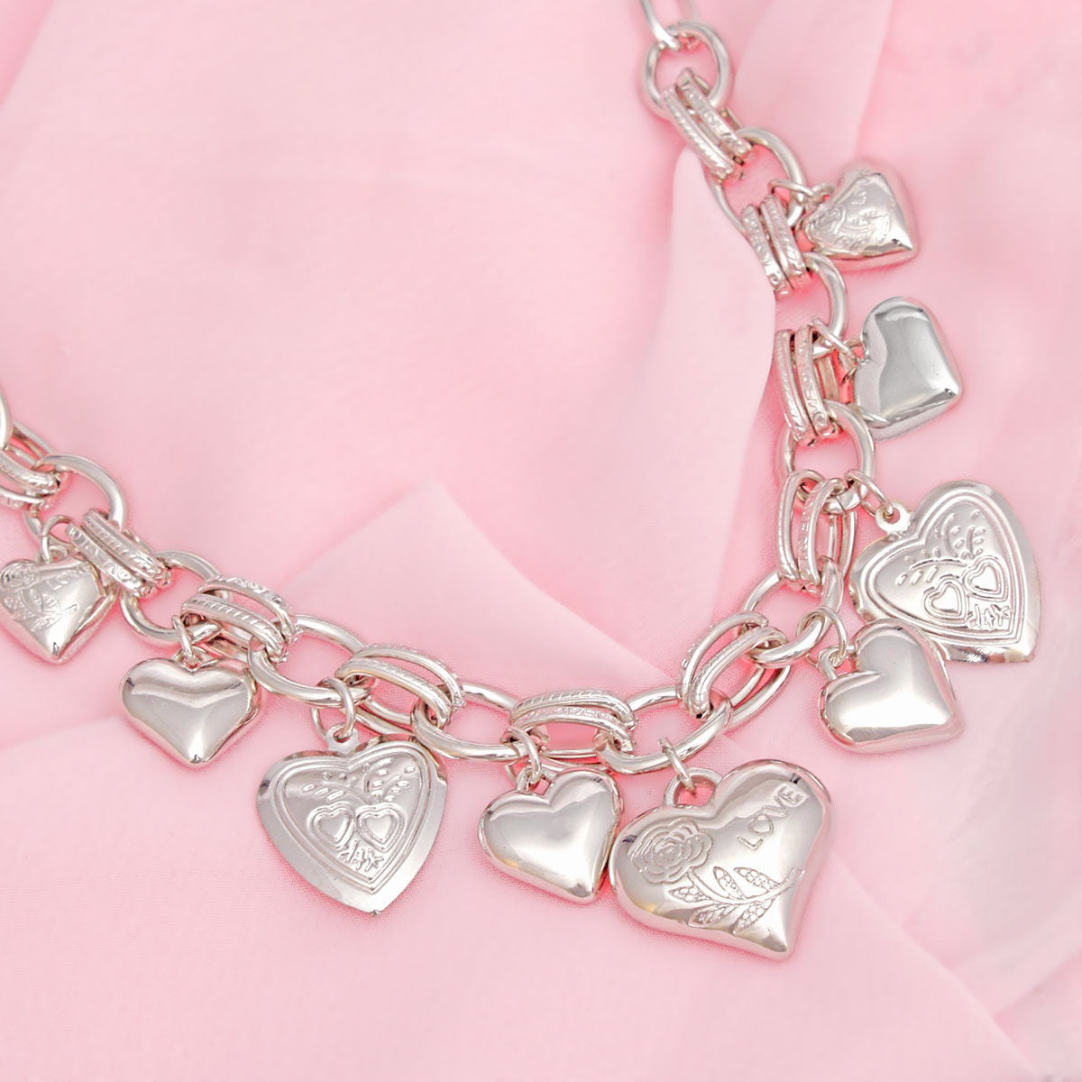 Silver Hearts Charm Necklace - Romantic Sophistication Pinktown