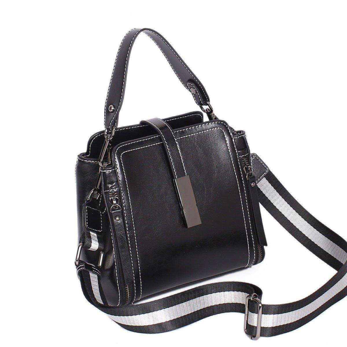 Portable Zipper Buckle Shoulder Messenger Bag