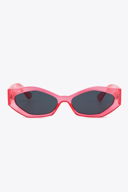 Stylish Ladies' Wayfarer Sunglasses: Polycarbonate Frames for Lasting Comfort