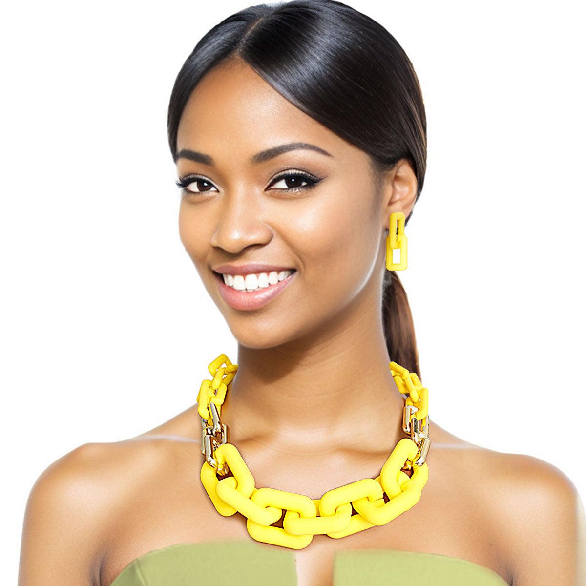 Stylish Yellow Chain Necklace Set: Upgrade Your Style Today
