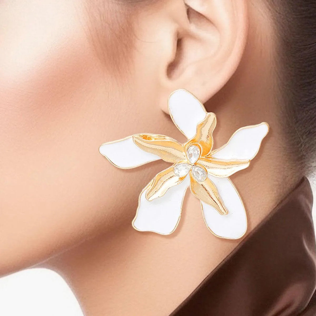 White Iris Stud Earrings - Stunning Fashion Jewelry