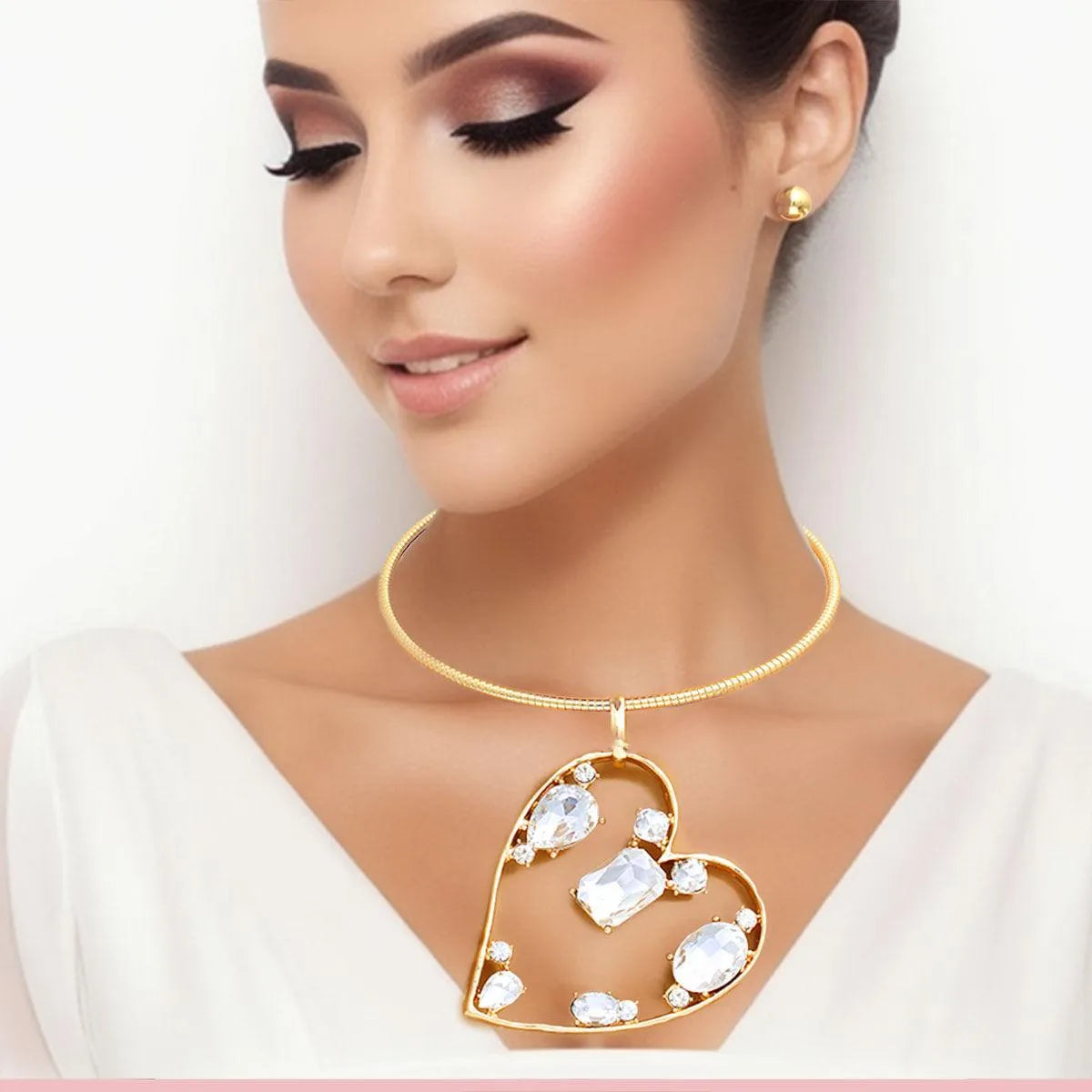 Elevate Your Elegance with the Clear Heart Necklace Set Jewelry Bubble