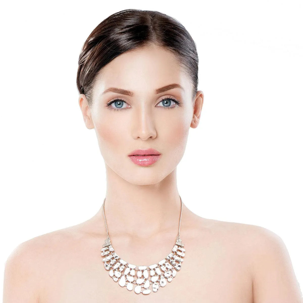 Fashion Jewelry: Silver Pebble Necklace Set to Complete Your Look Jewelry Bubble