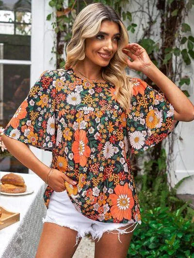 Floral Printed Half Sleeve Blouse for Everyday Style Jewelry Bubble