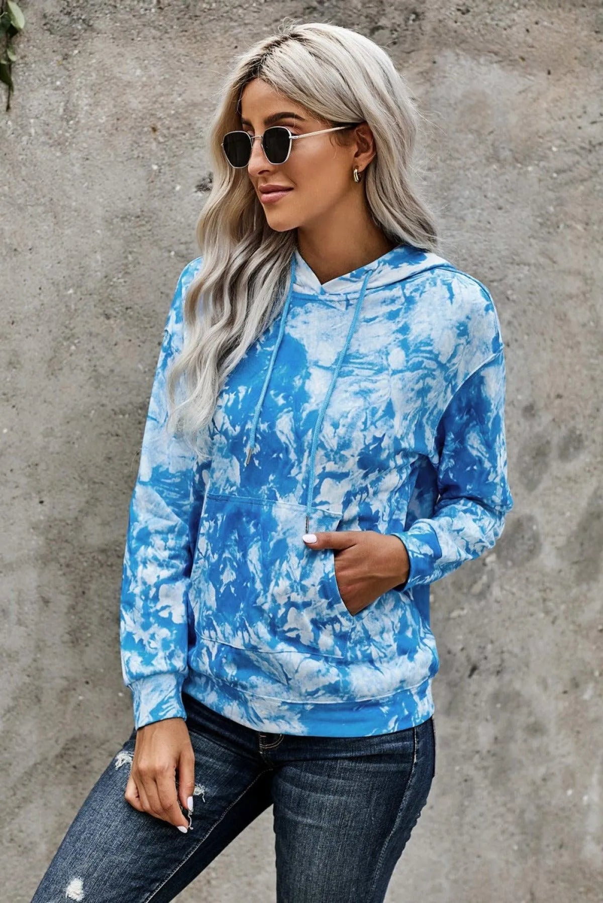 Get Cozy Tie-Dye Print Pullover Hoodie - Perfect for Ladies! Jewelry Bubble