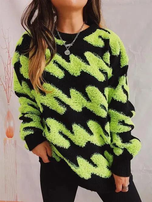 Get Cozy and Chic: Women's Dropped Shoulder Sweater with Squiggle Pattern