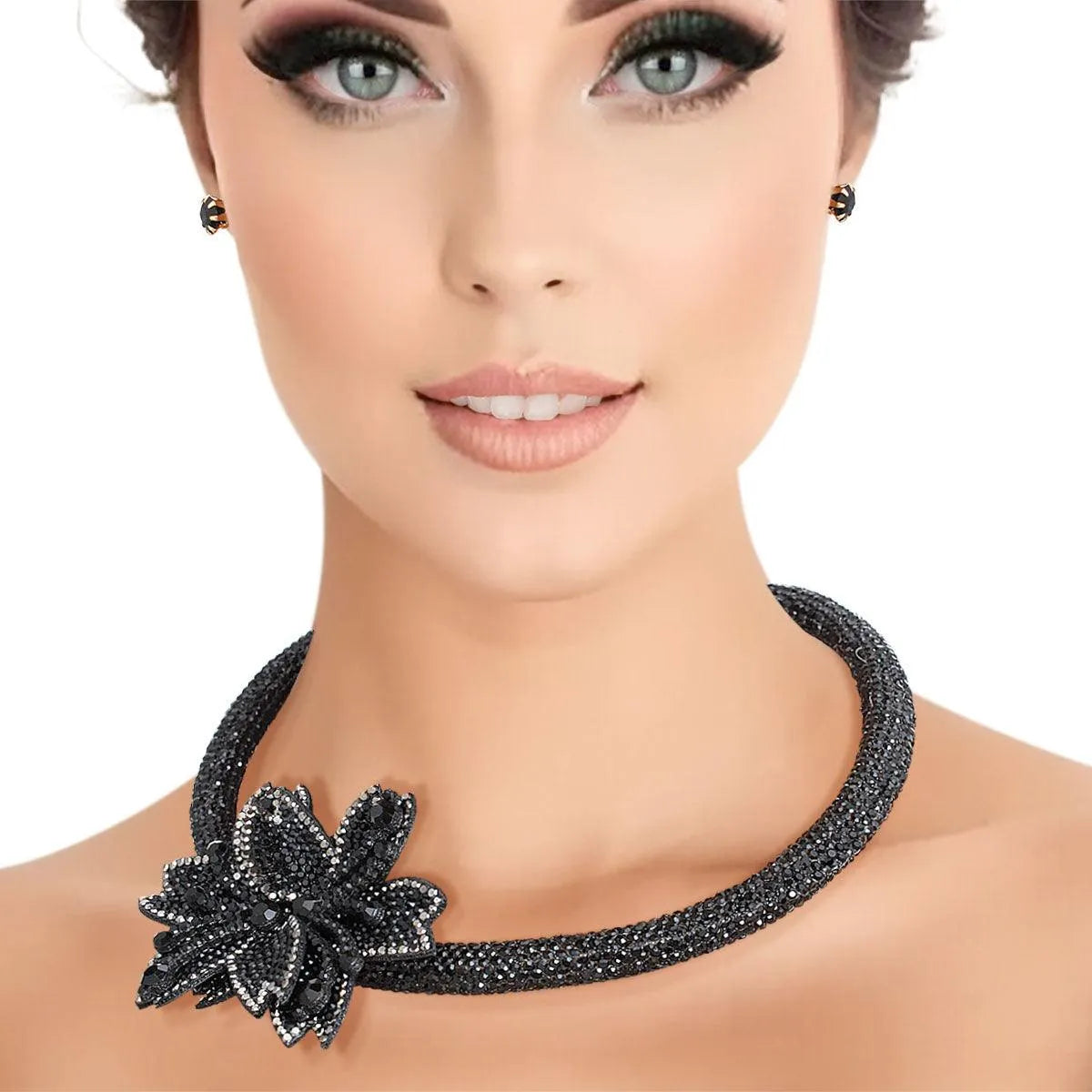 Grab the Latest Dazzling Black Flower Necklace Set Jewelry Bubble