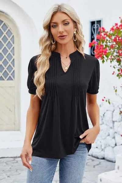 Notched Short Sleeve Women's T-Shirt: Where Comfort Meets Style Trendsi