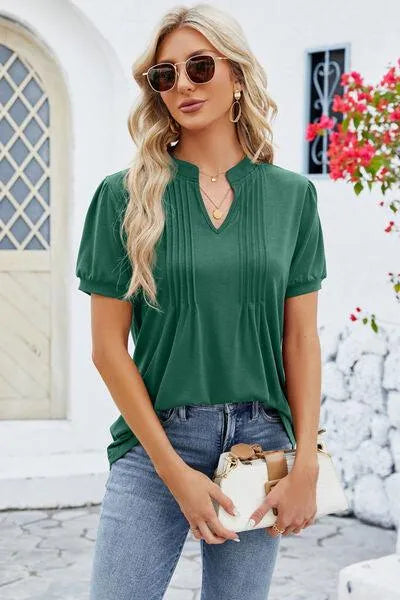 Notched Short Sleeve Women's T-Shirt: Where Comfort Meets Style Trendsi