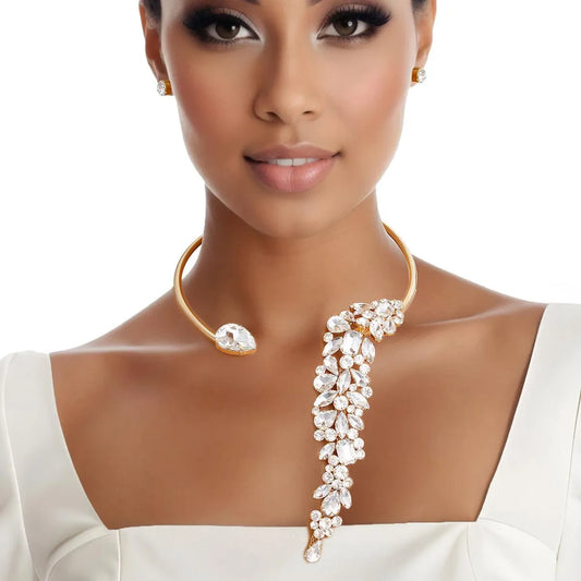 Shine Bright: Gold Clear Rhinestone Leaf Choker Necklace Set - Must-Have Accessory! Jewelry Bubble