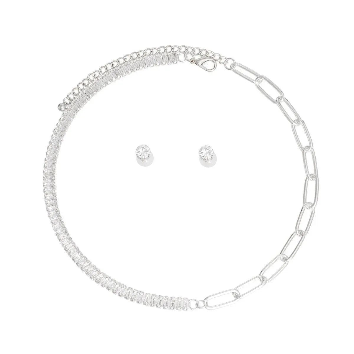 Shine Bright with Cubic Zirconia Silver Necklace: Fashion Jewelry