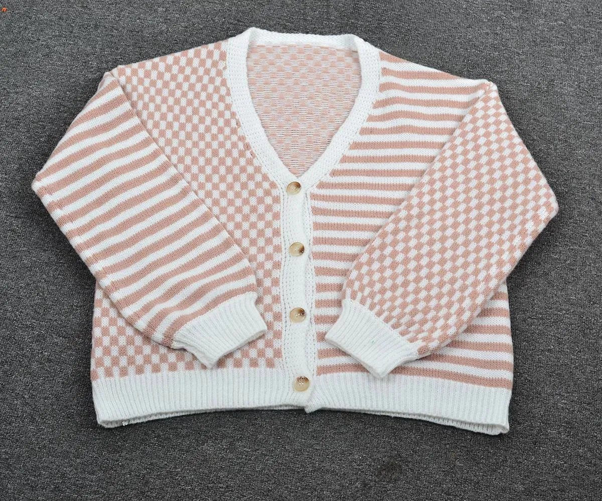 Shop Stylish Women's Button Down Cardigan - Must-Have for Your Wardrobe