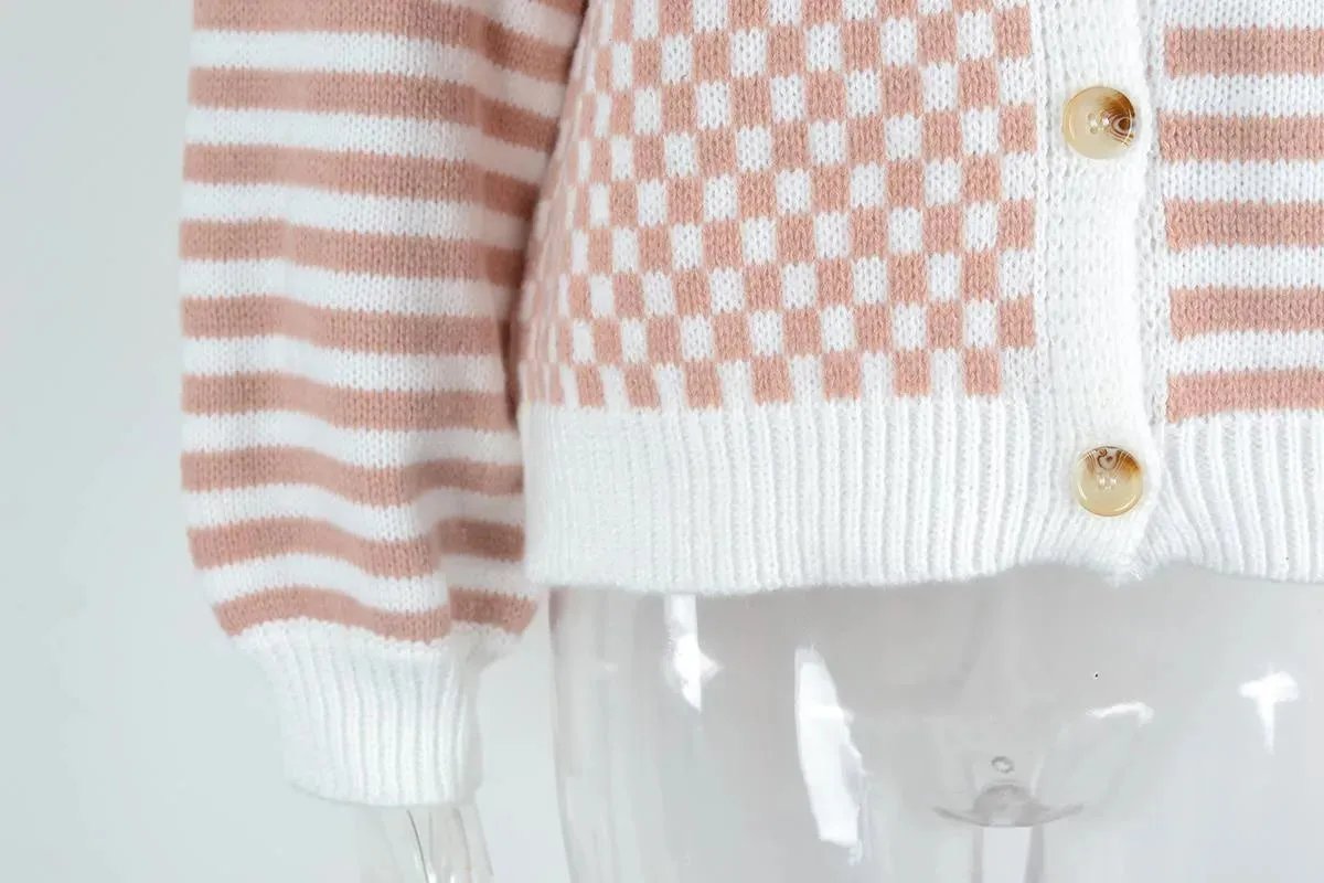 Shop Stylish Women's Button Down Cardigan - Must-Have for Your Wardrobe