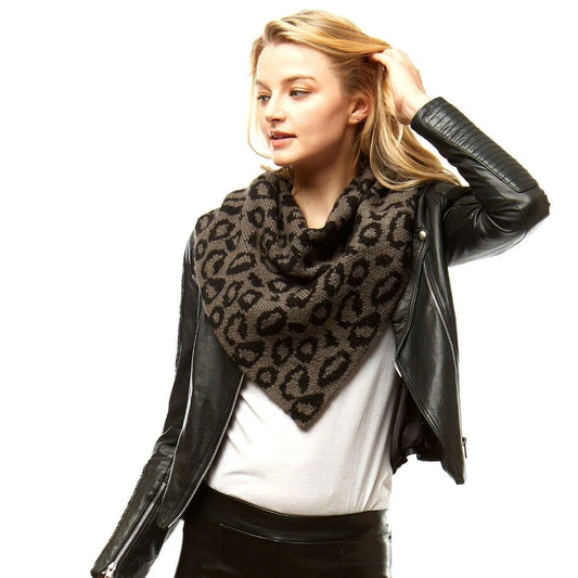 Stay Fashionable with a Gray Leopard Triangle Tube Scarf Jewelry Bubble